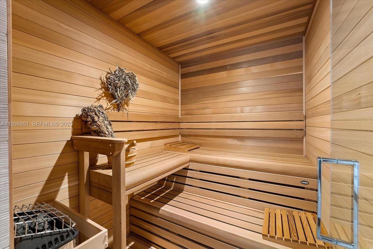 4701 N Meridian Ave , Unit 316, Miami Beach, FL 33140 Photo