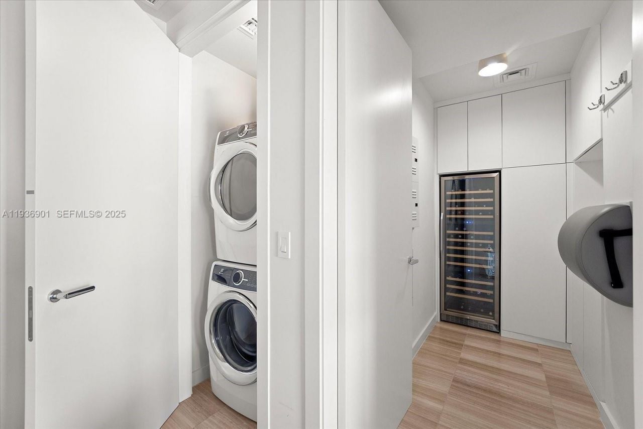 4701 N Meridian Ave , Unit 316, Miami Beach, FL 33140 Photo