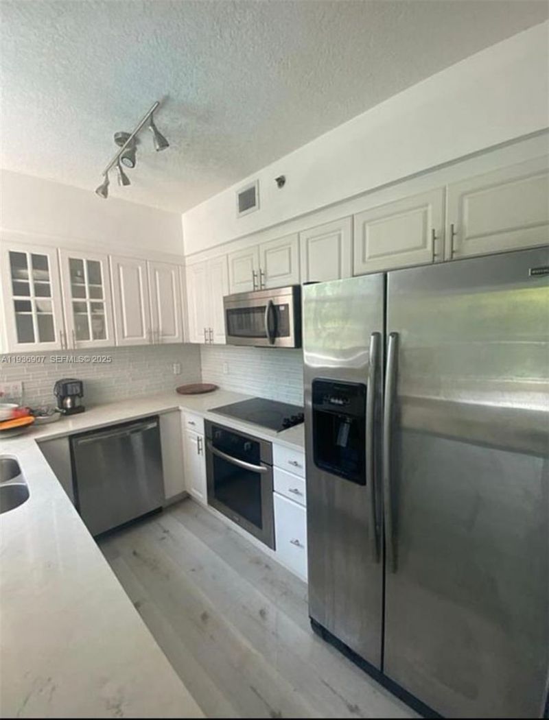 1824 Brickell Ave , Unit 2B, Miami, FL 33129 Photo