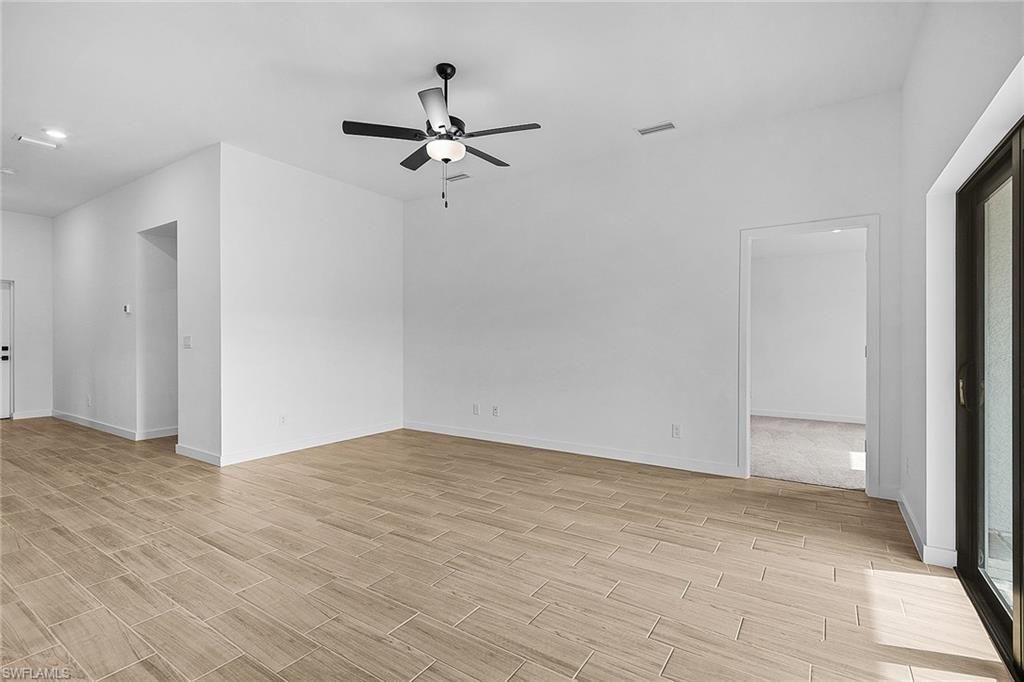424 Parkdale Blvd, Lehigh Acres, FL 33974 Photo