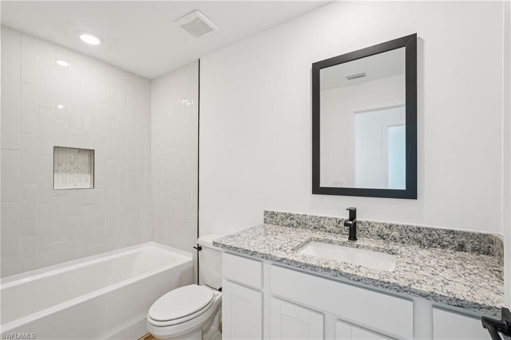 144 Blackstone Dr, Fort Myers, FL 33913 Photo