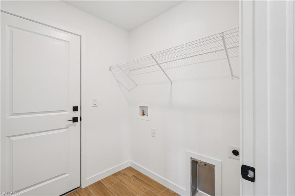 144 Blackstone Dr, Fort Myers, FL 33913 Photo