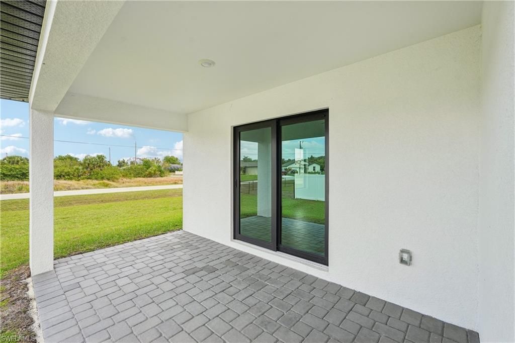 144 Blackstone Dr, Fort Myers, FL 33913 Photo