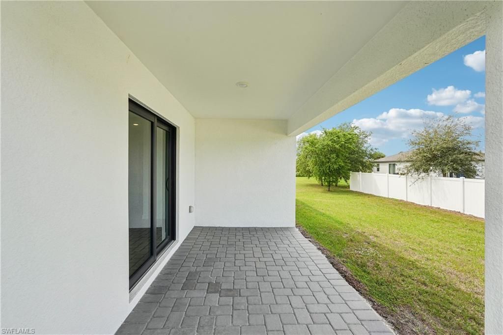 144 Blackstone Dr, Fort Myers, FL 33913 Photo