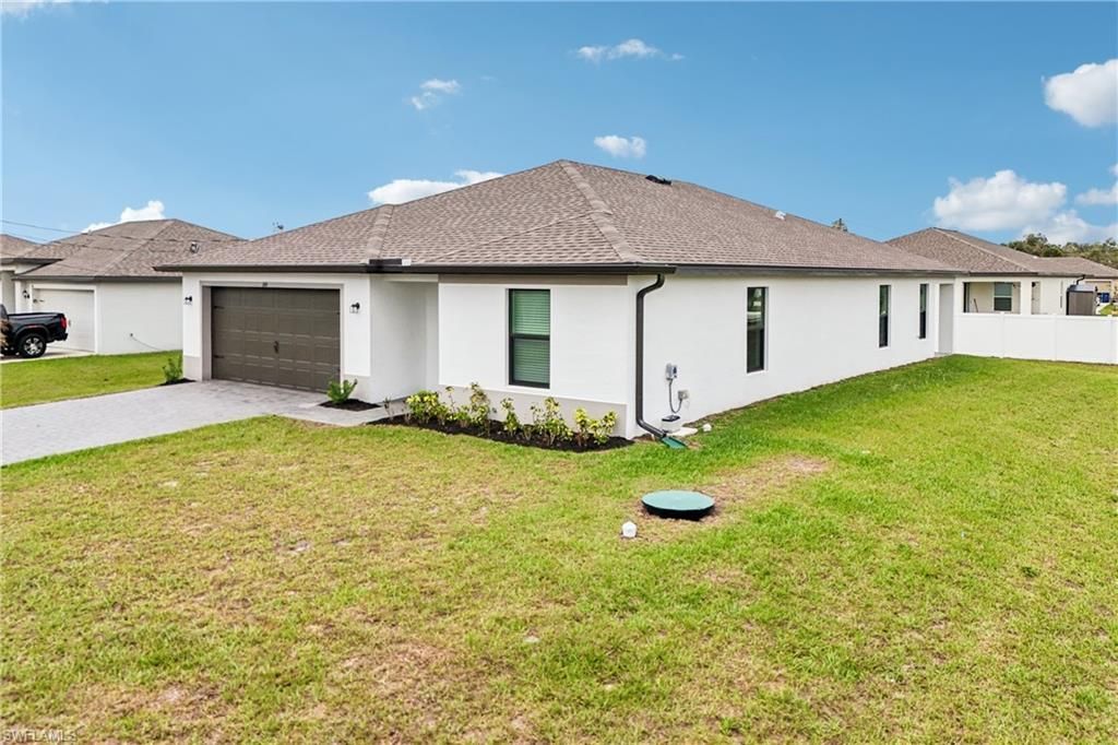 144 Blackstone Dr, Fort Myers, FL 33913 Photo