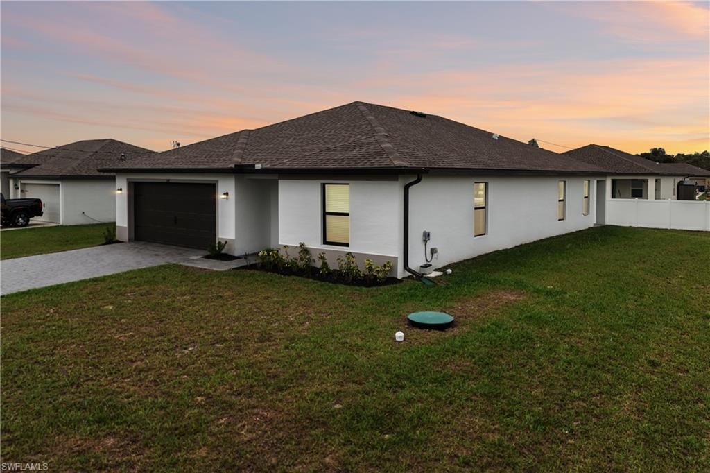 144 Blackstone Dr, Fort Myers, FL 33913 Photo