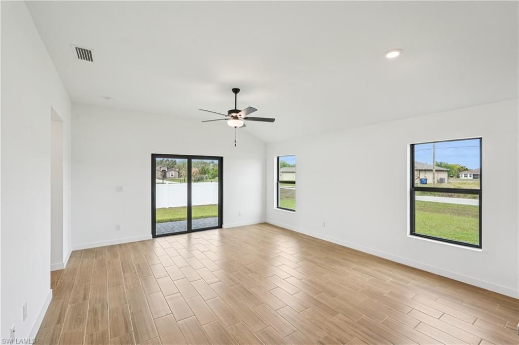 144 Blackstone Dr, Fort Myers, FL 33913 Photo