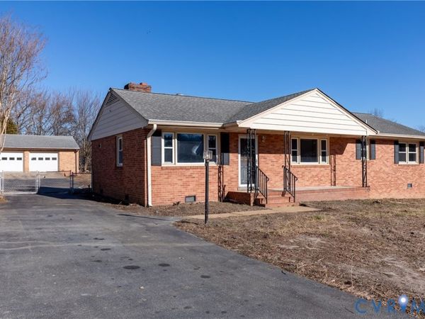 7958 Arnoka Road, Mechanicsville, VA 23111