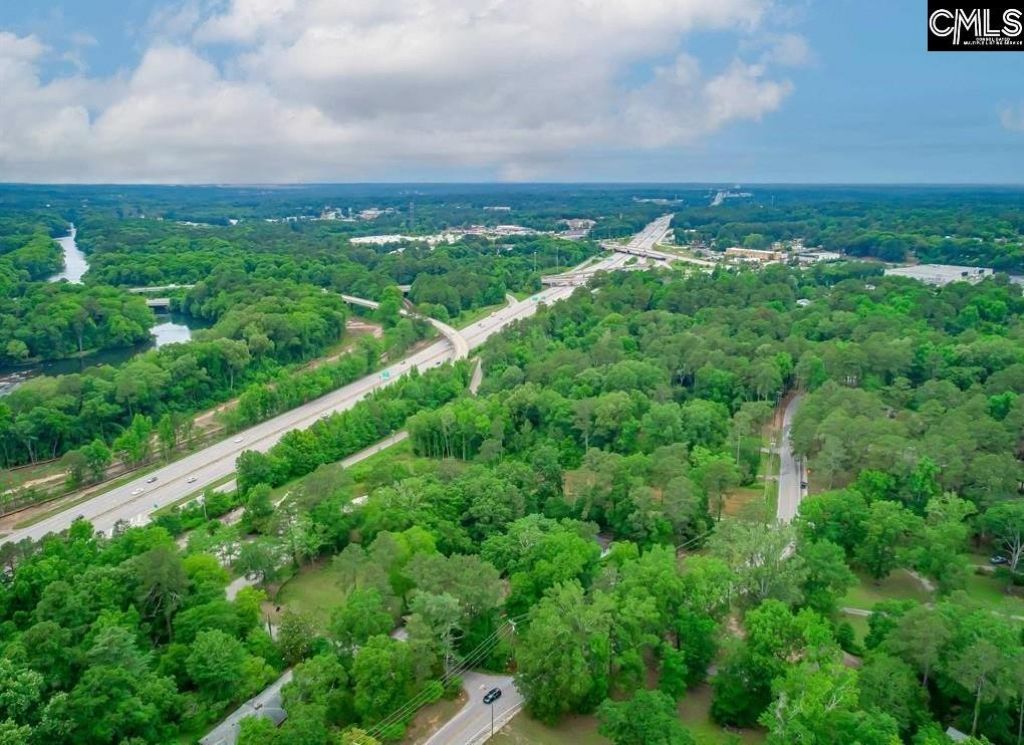 401 Arrowwood Road  Photo 12