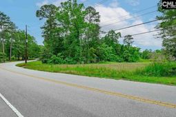 401 Arrowwood Road  photo 4