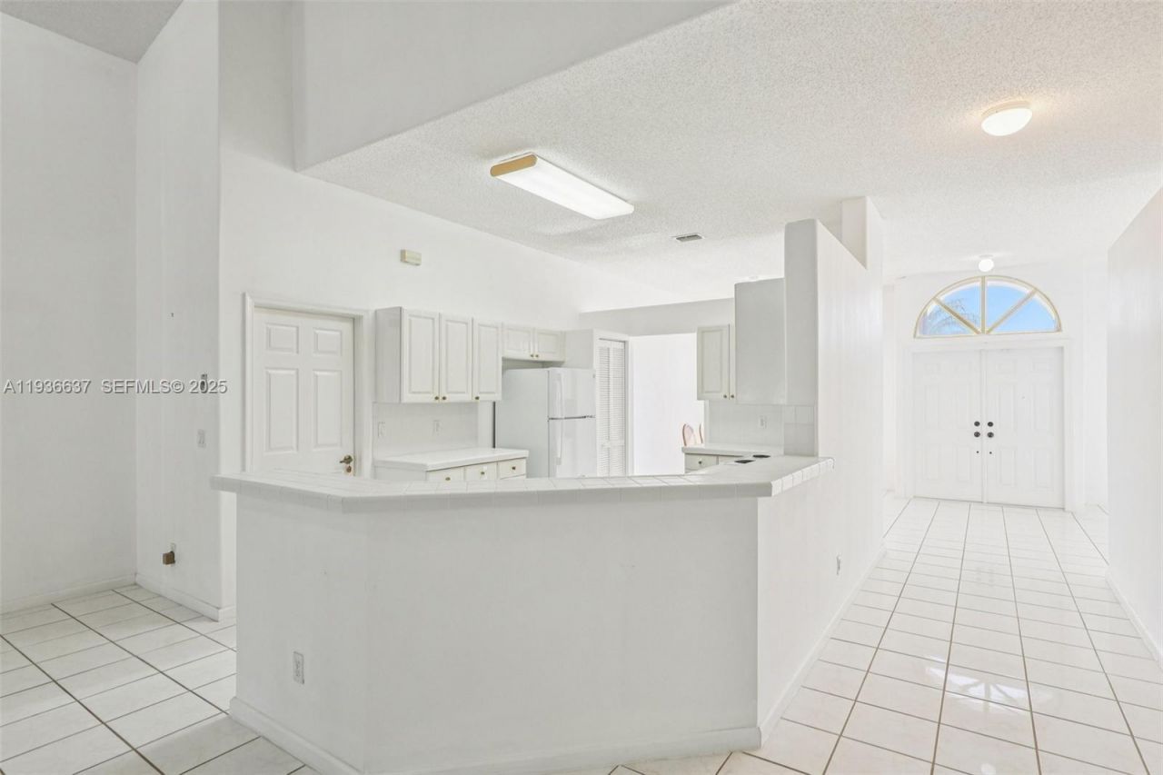 17811 SW 4th Ct, Pembroke Pines, FL 33029 Photo