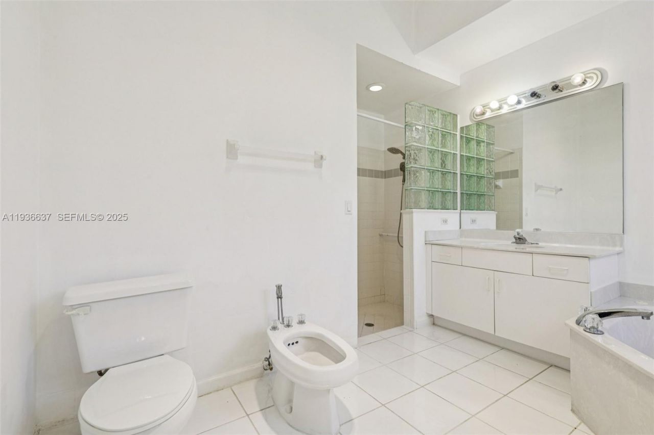 17811 SW 4th Ct, Pembroke Pines, FL 33029 Photo