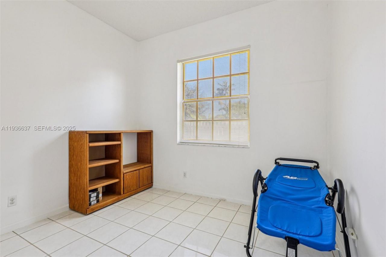 17811 SW 4th Ct, Pembroke Pines, FL 33029 Photo