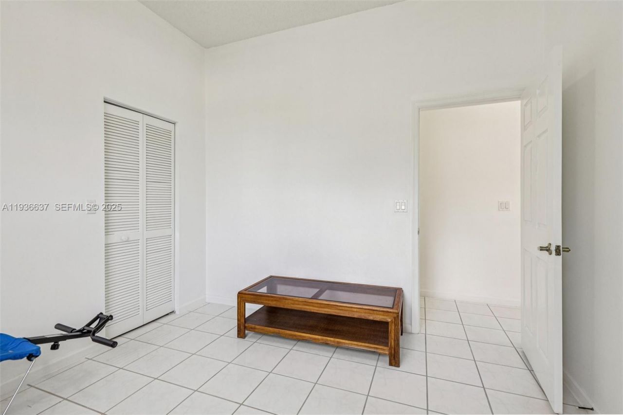 17811 SW 4th Ct, Pembroke Pines, FL 33029 Photo