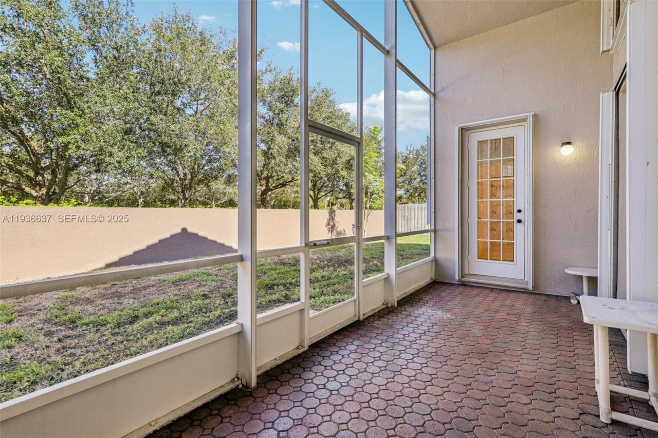 17811 SW 4th Ct, Pembroke Pines, FL 33029 Photo