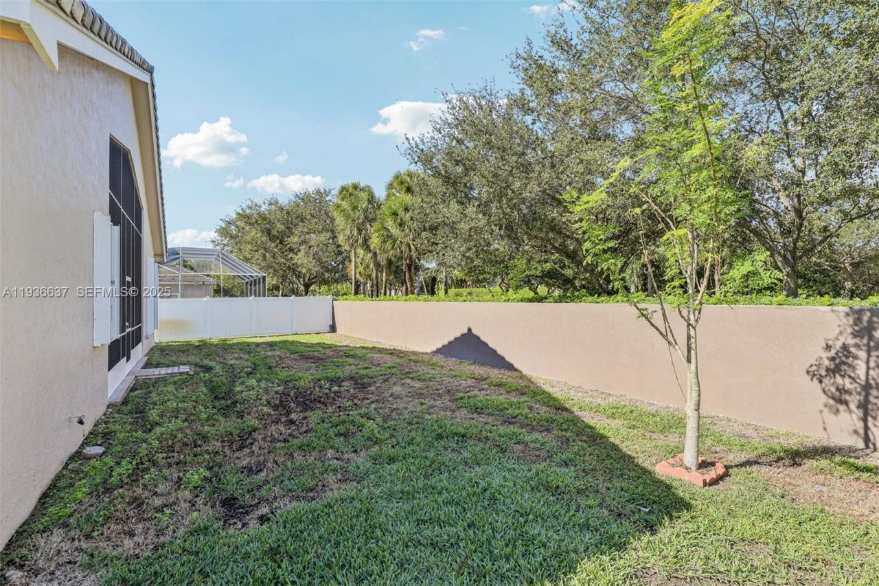 17811 SW 4th Ct, Pembroke Pines, FL 33029 Photo