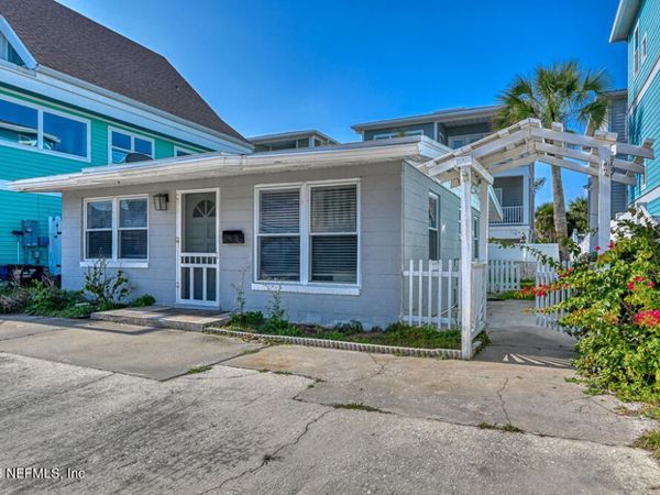 1812 OCEAN Drive S, Jacksonville Beach, FL 32250