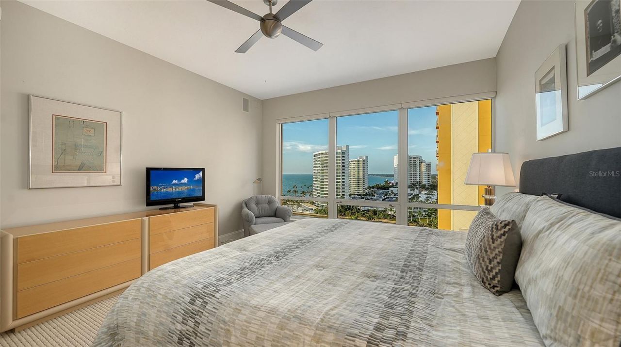 35 Watergate Drive, Unit 1005, Sarasota, FL 34236 Photo