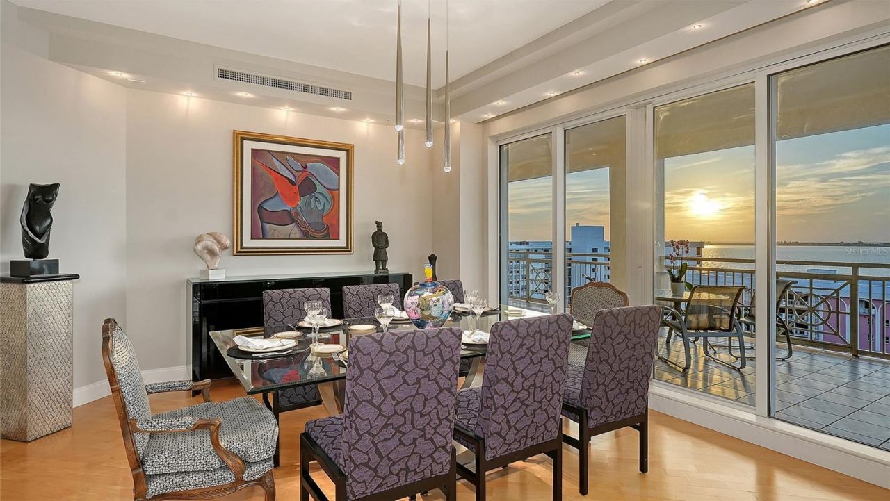 35 Watergate Drive, Unit 1005, Sarasota, FL 34236 Photo