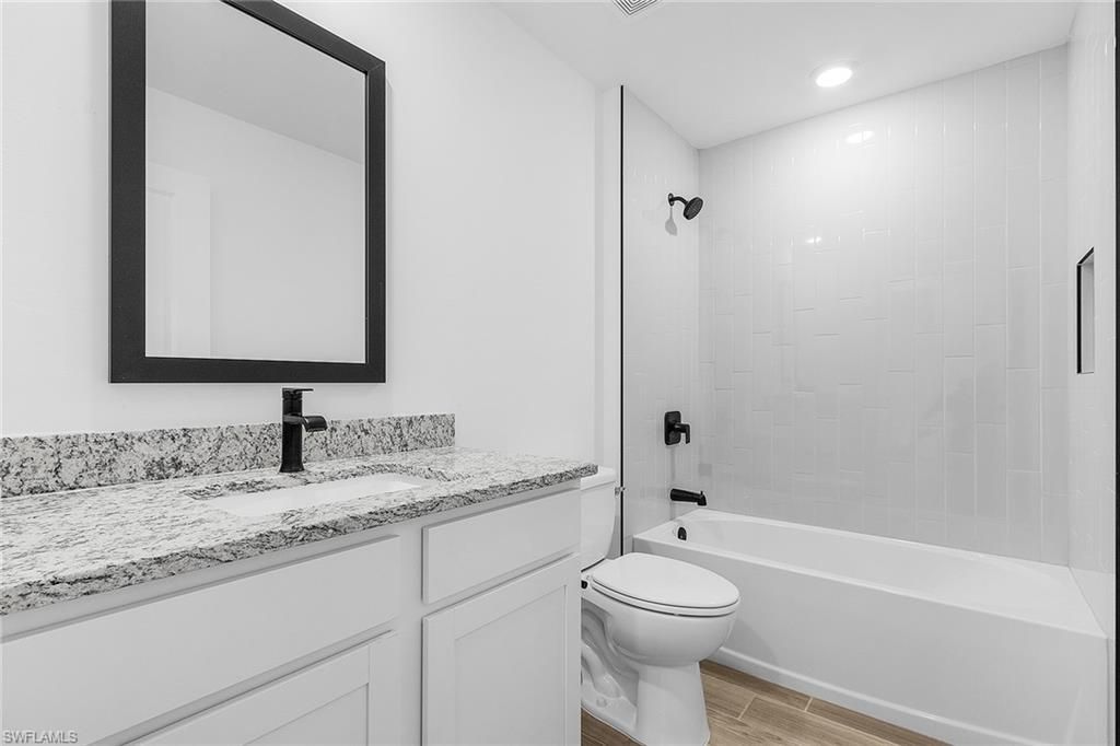 134 Zobora Cir, Fort Myers, FL 33913 Photo