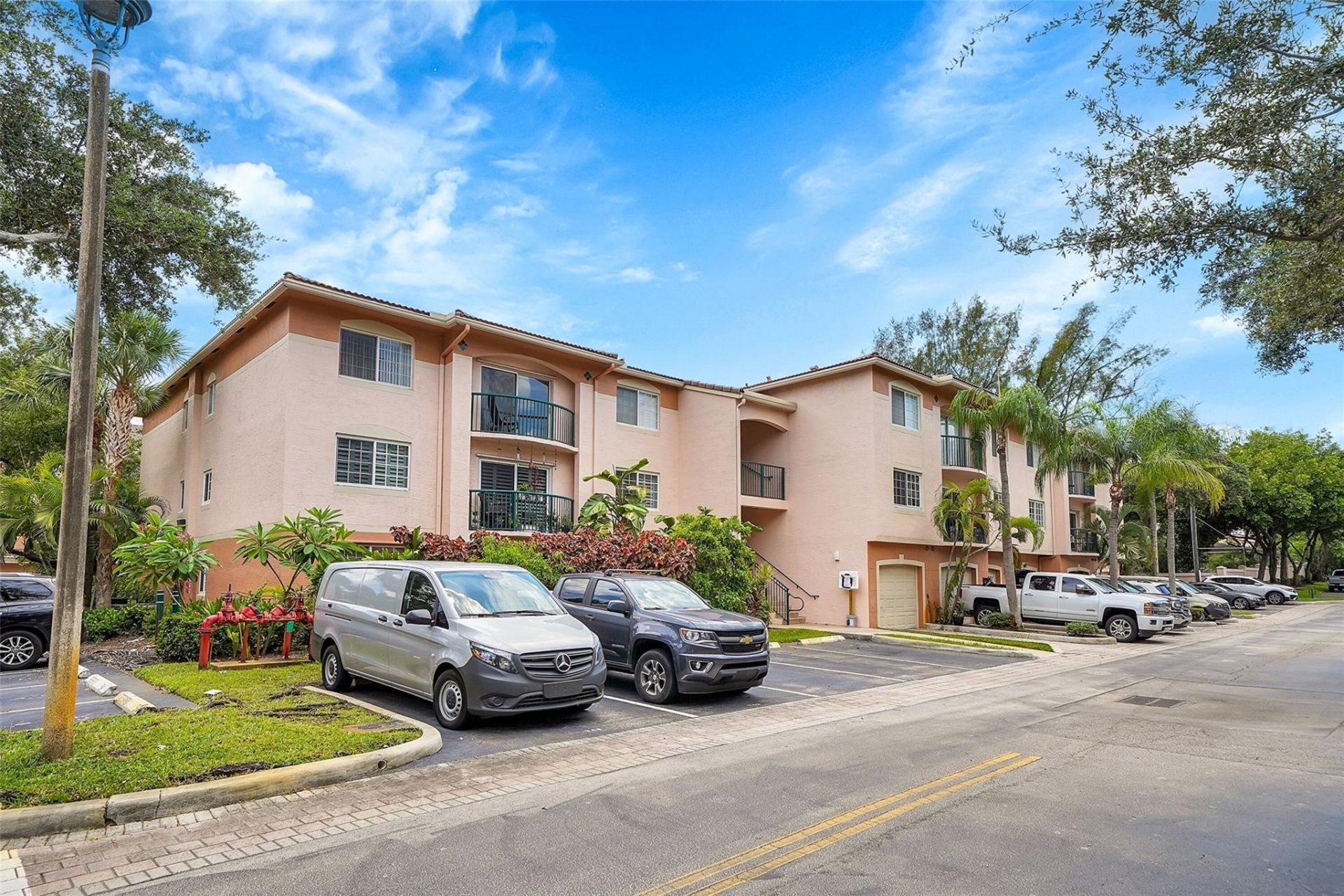 2021 SE 10th Avenue, Unit 205, Fort Lauderdale, FL 33316 Photo