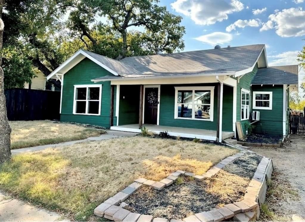 1805 Avenue D, Brownwood, TX 76801 Main Photo