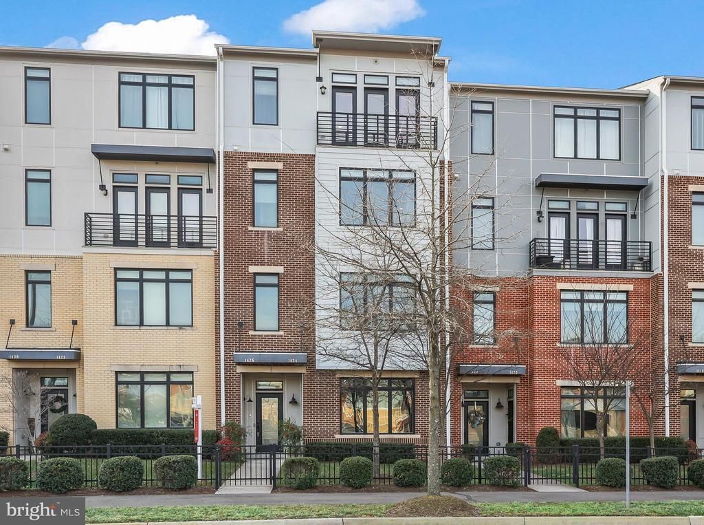 1426 Ribbon Limestone Terrace Se, Leesburg, VA 20175 Main Photo