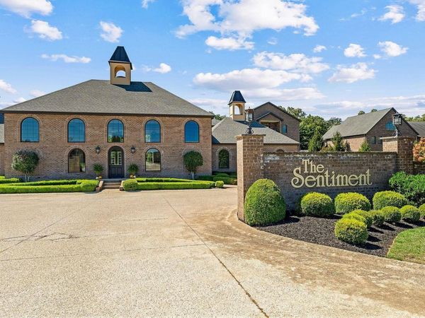 5 Sentiment Way, C, Barboursville, WV 25504