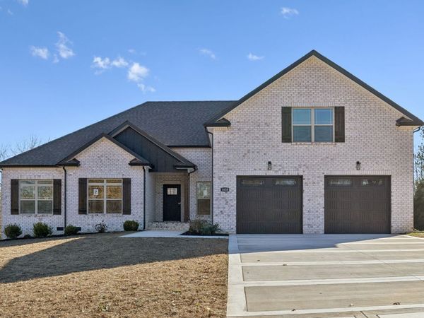 1630 Parchman Rd , Clarksville, TN 37040