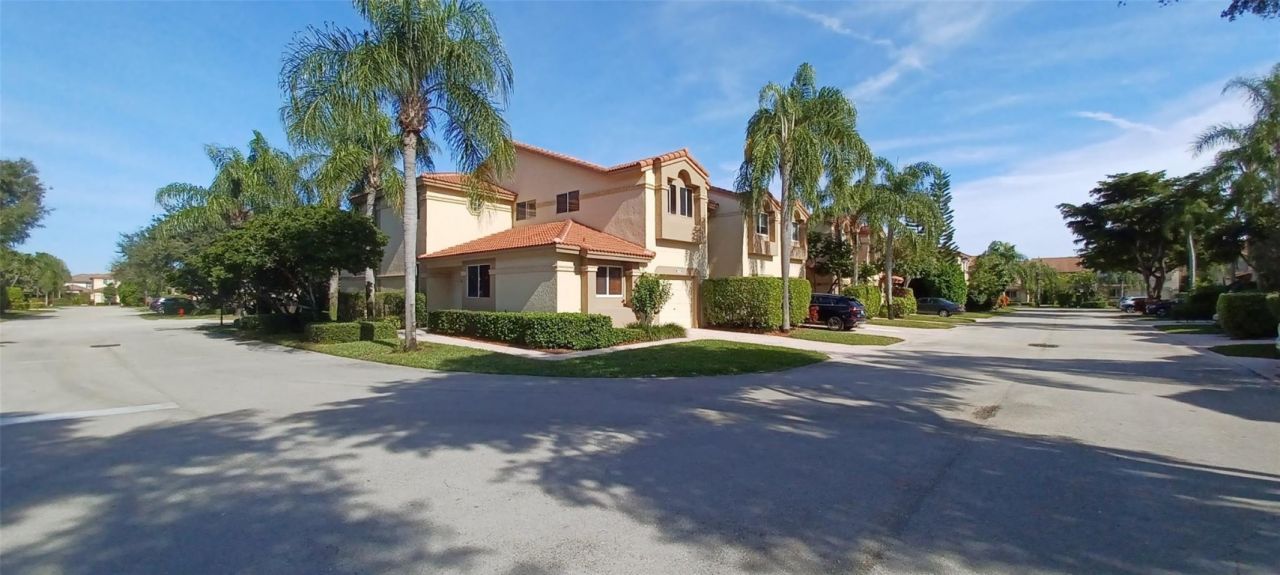 6688 Via Regina, Boca Raton, FL 33433 Photo
