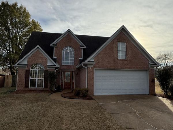 9195 Lakeside Drive, Olive Branch, MS 38654