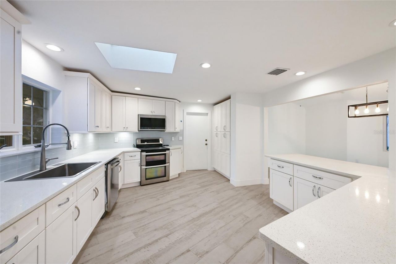 843 Norsota Way, Sarasota, FL 34242 Photo