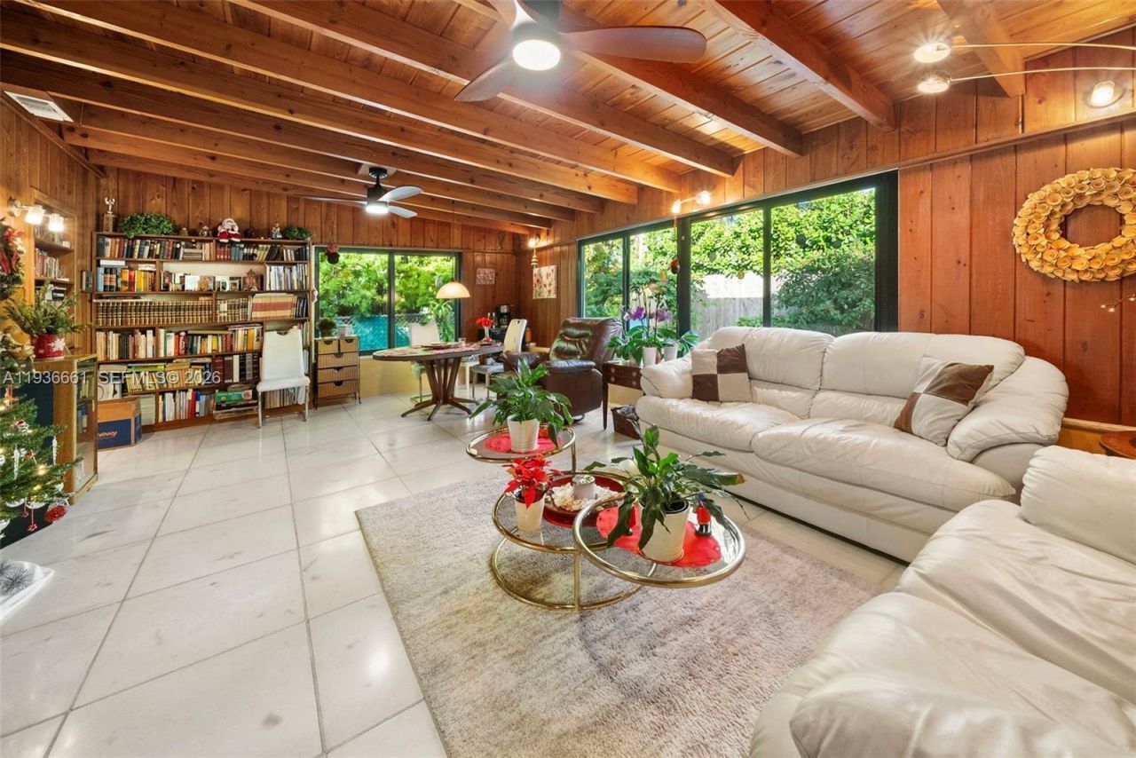 7517 Cutlass Ave, North Bay Village, FL 33141 Photo