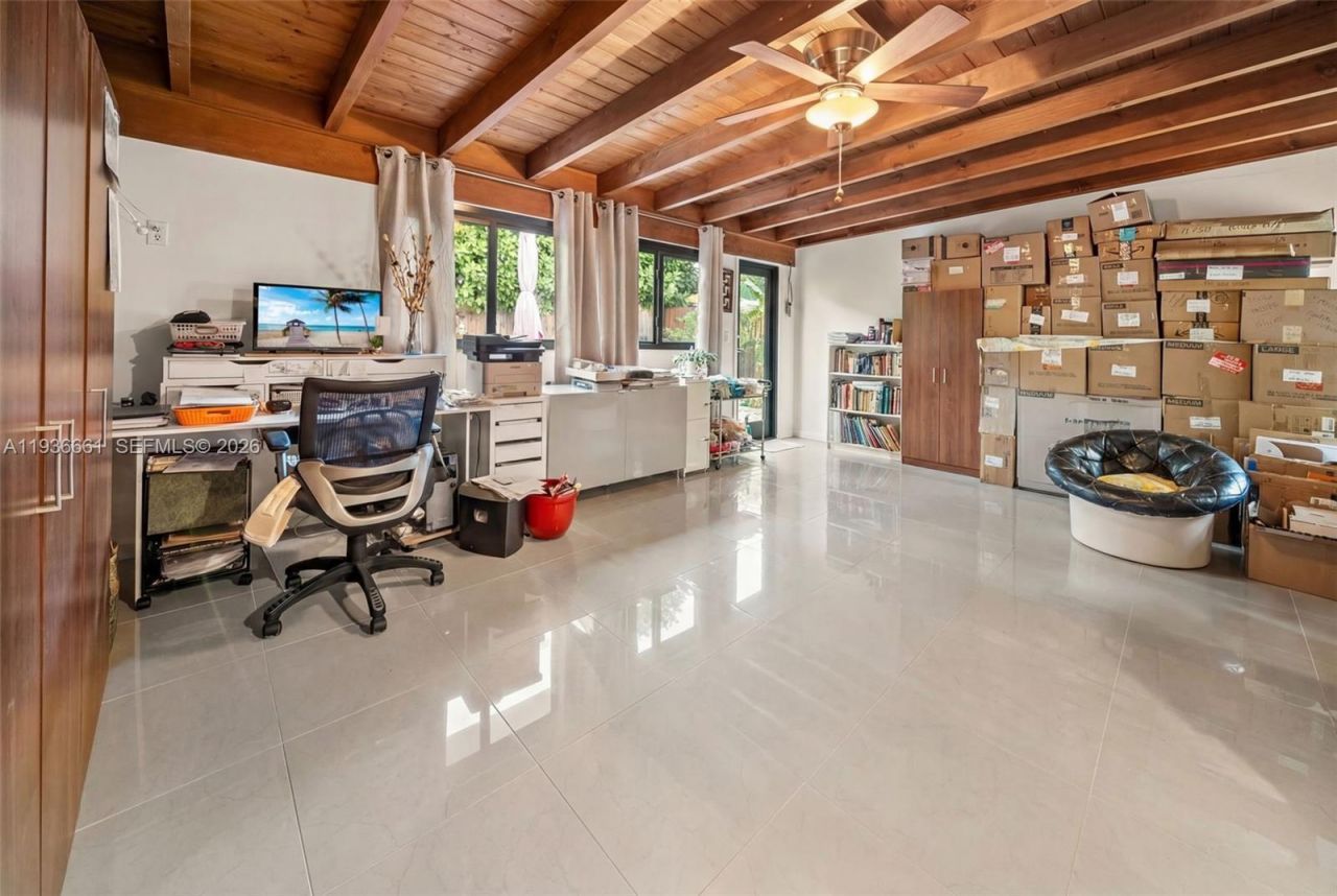 7517 Cutlass Ave, North Bay Village, FL 33141 Photo