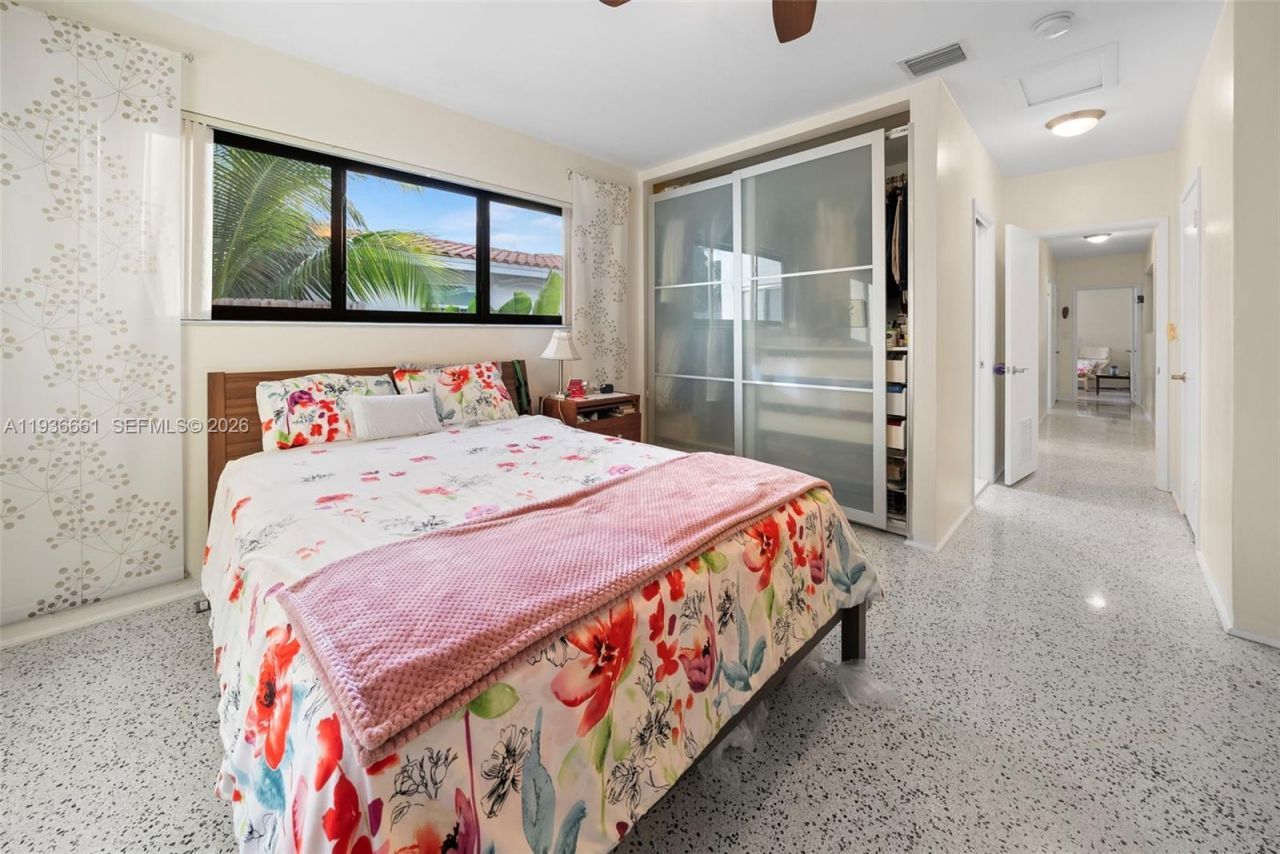 7517 Cutlass Ave, North Bay Village, FL 33141 Photo