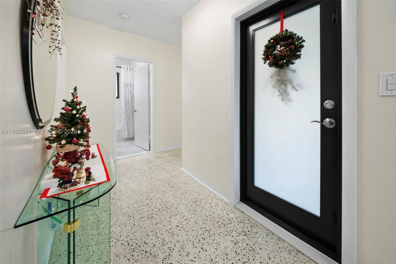 7517 Cutlass Ave, North Bay Village, FL 33141 Photo