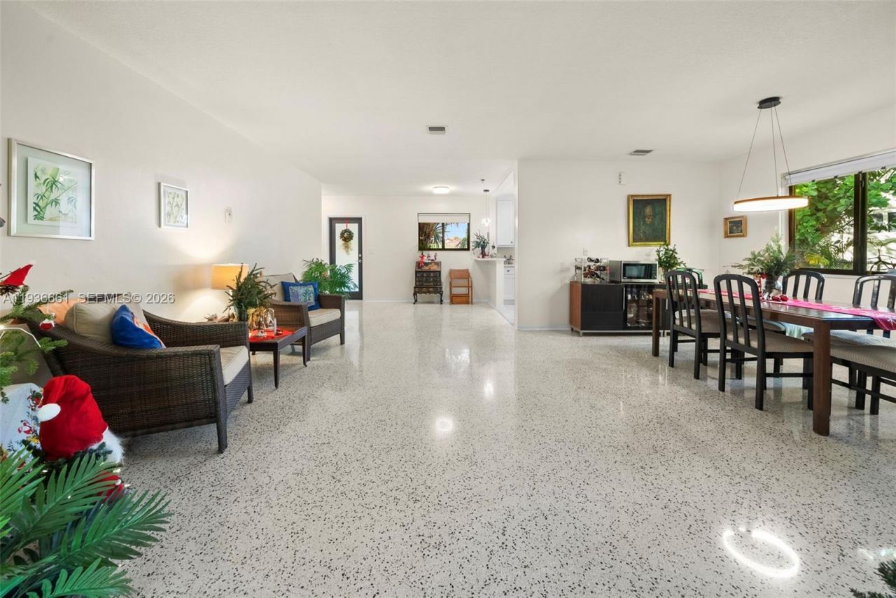 7517 Cutlass Ave, North Bay Village, FL 33141 Photo