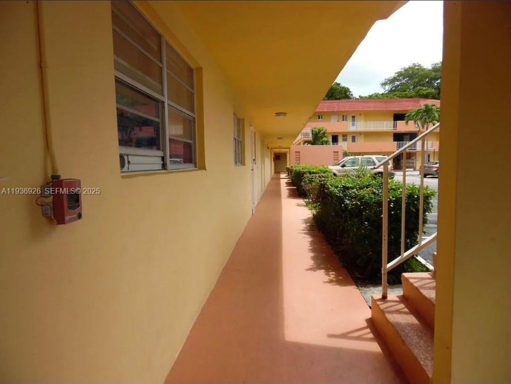 1540 NE 191st St , Unit 145, Miami, FL 33179 Photo