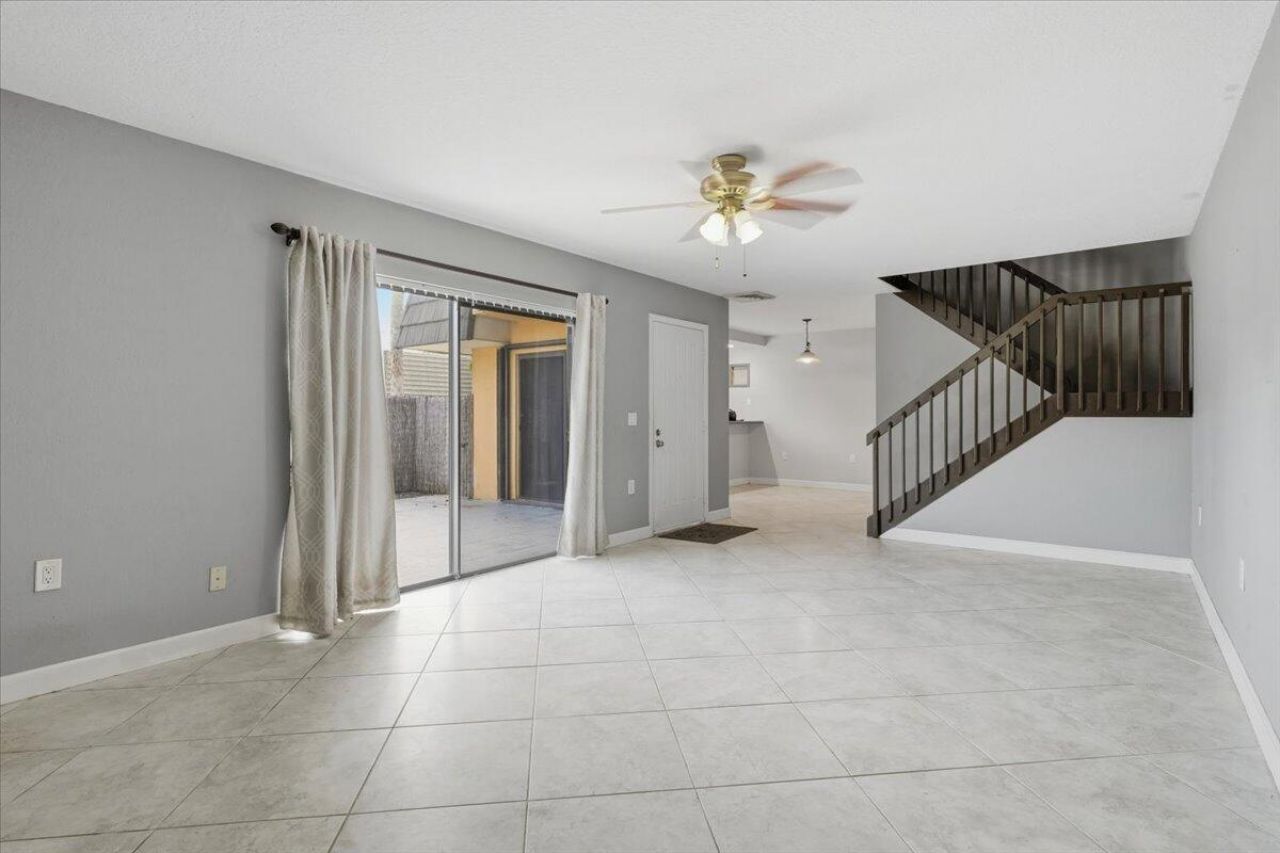 712 7th Way, West Palm Beach, FL 33407 Photo