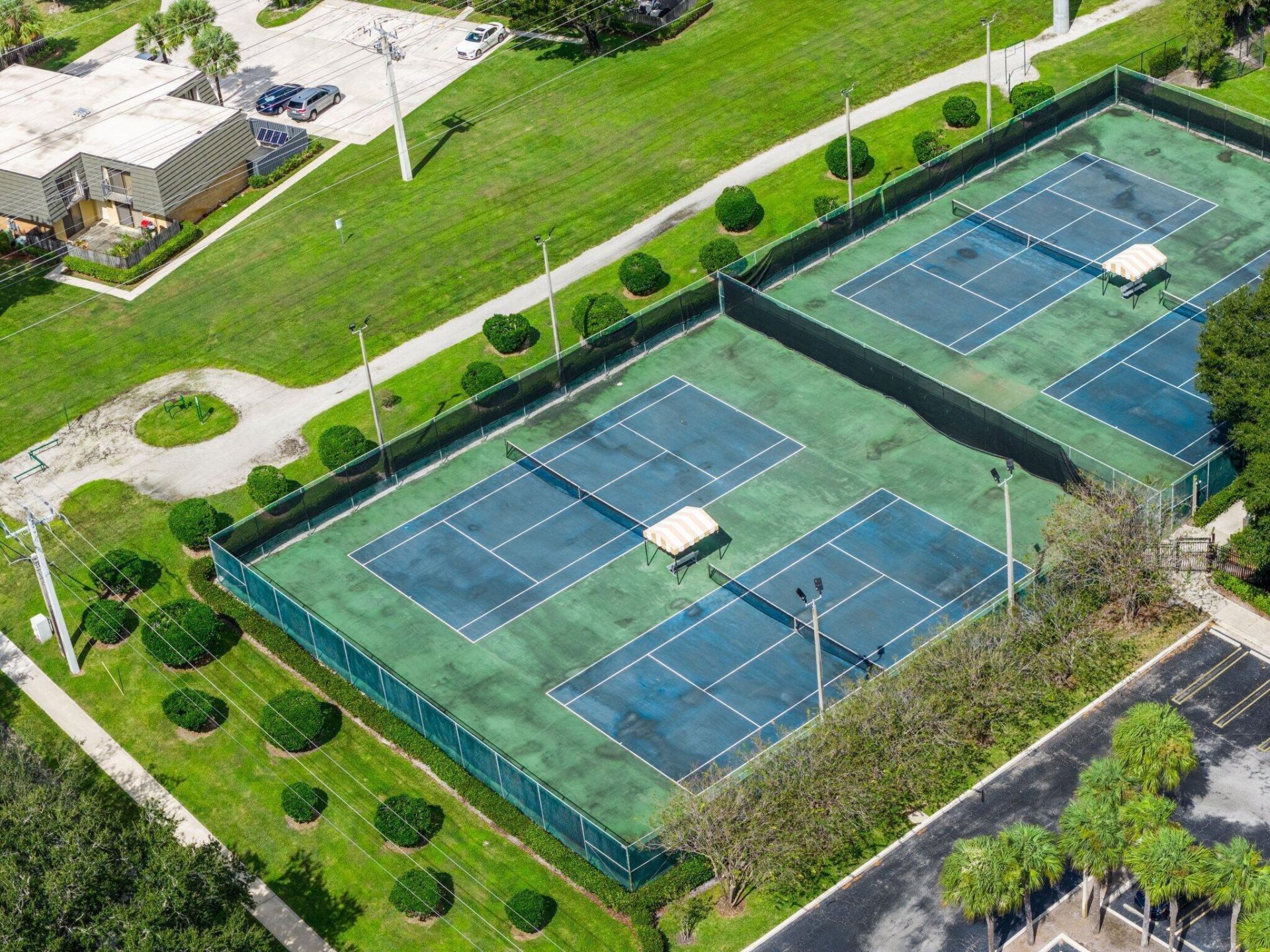 712 7th Way, West Palm Beach, FL 33407 Photo