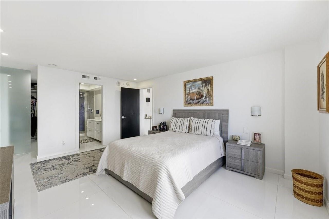 1170 N Federal Highway, Unit 707, Fort Lauderdale, FL 33304 Photo