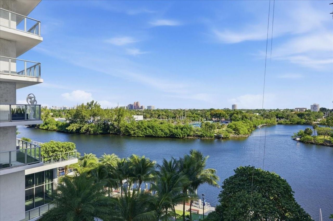 1170 N Federal Highway, Unit 707, Fort Lauderdale, FL 33304 Photo