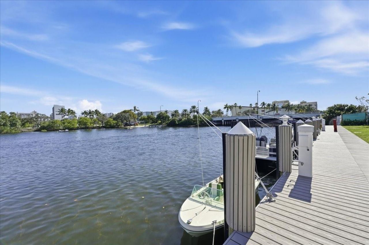 1170 N Federal Highway, Unit 707, Fort Lauderdale, FL 33304 Photo