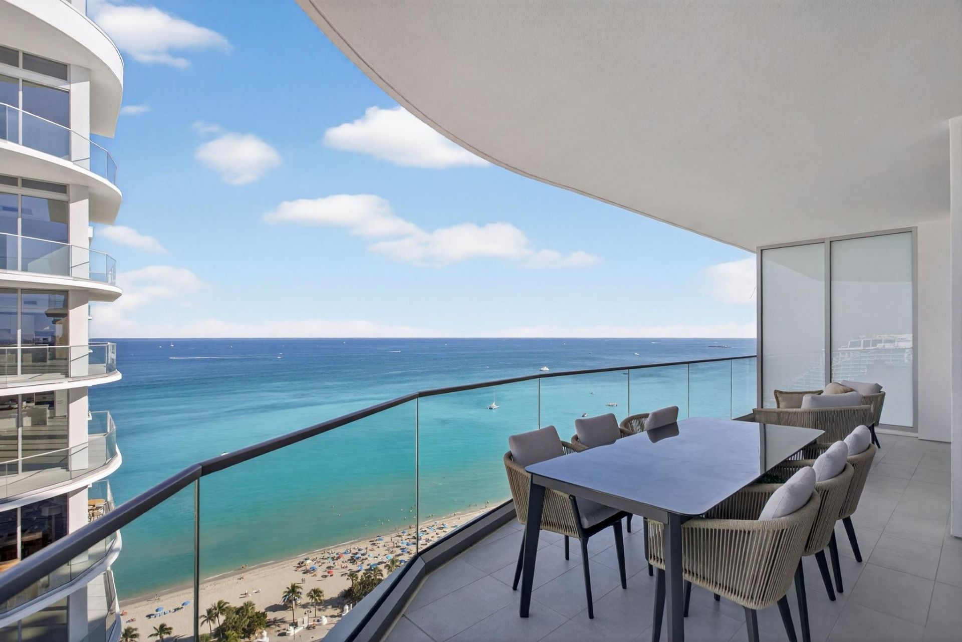 153 N Seabreeze Boulevard, Unit 2505, Fort Lauderdale, FL 33304 Photo