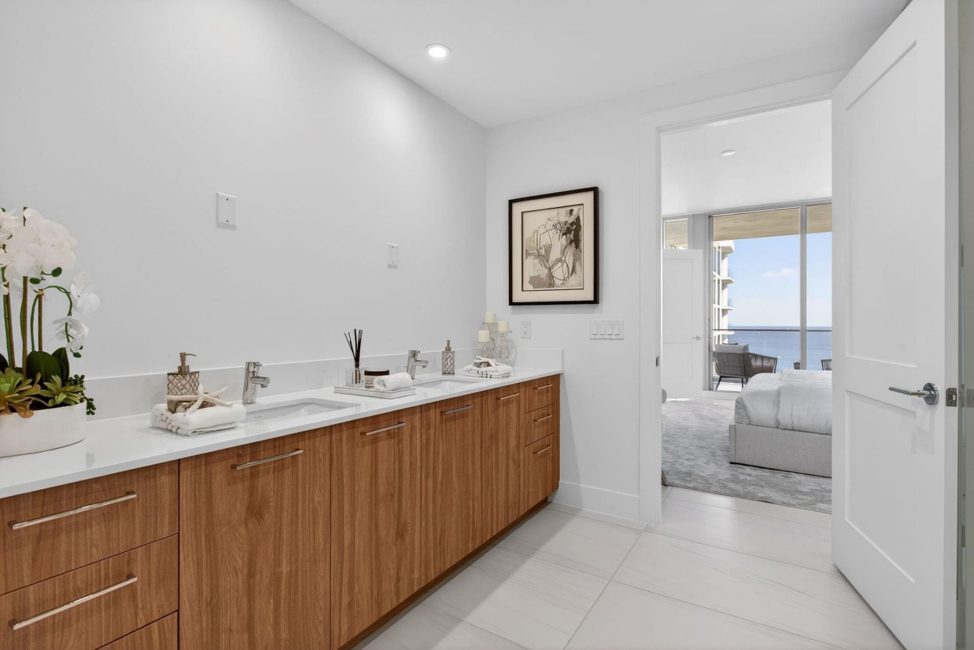 153 N Seabreeze Boulevard, Unit 2505, Fort Lauderdale, FL 33304 Photo