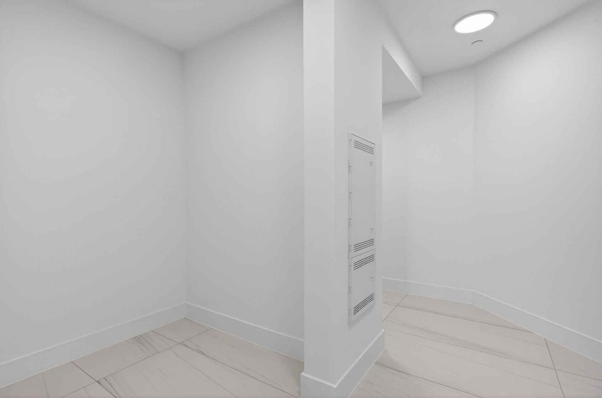 153 N Seabreeze Boulevard, Unit 2505, Fort Lauderdale, FL 33304 Photo