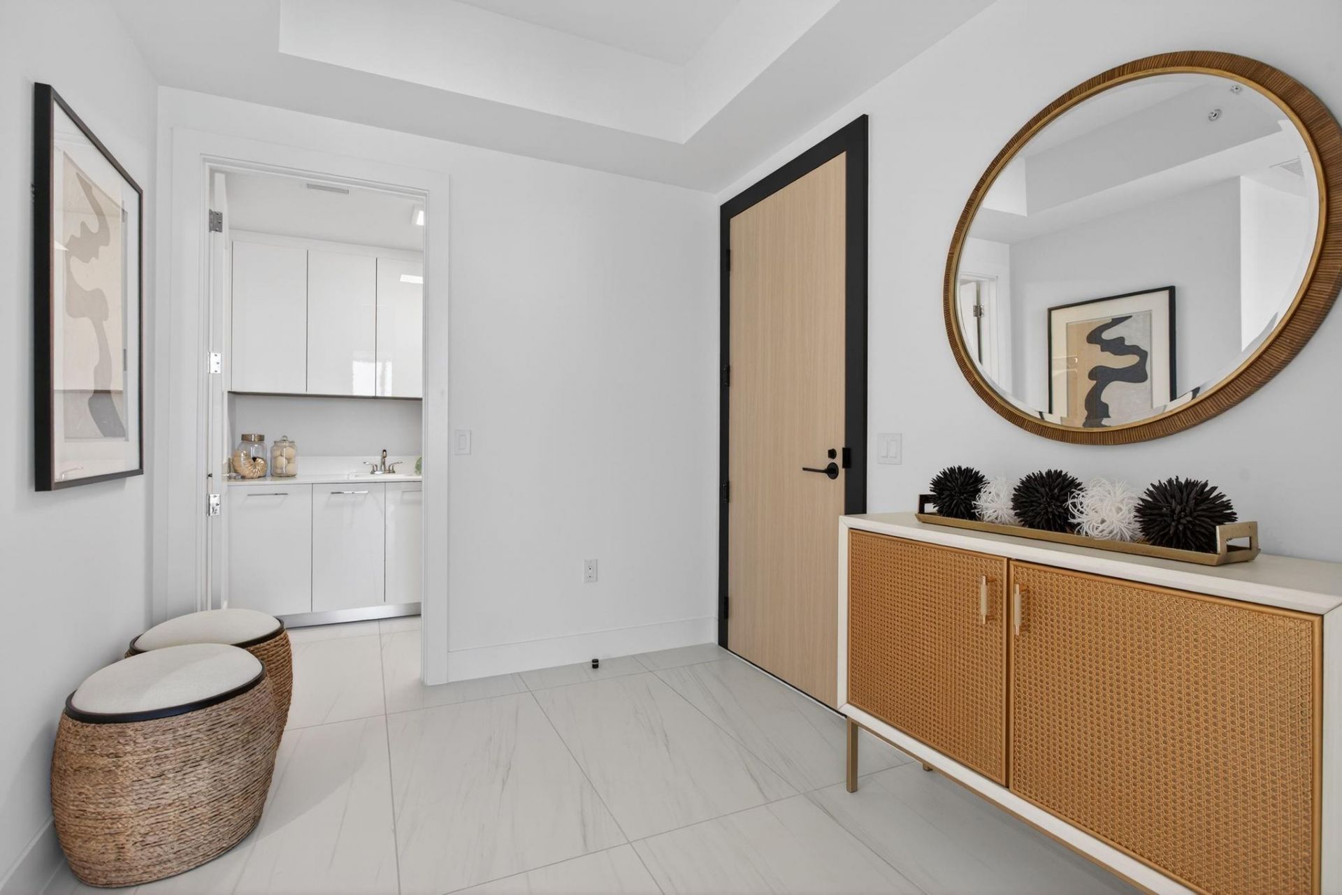 153 N Seabreeze Boulevard, Unit 2505, Fort Lauderdale, FL 33304 Photo