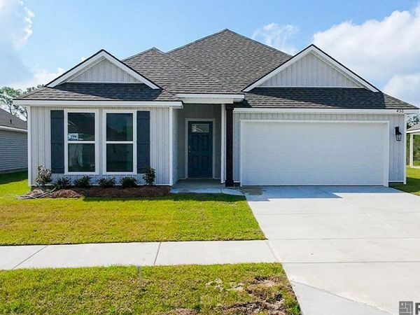 456 Miraval Ave, Zachary, LA 70791