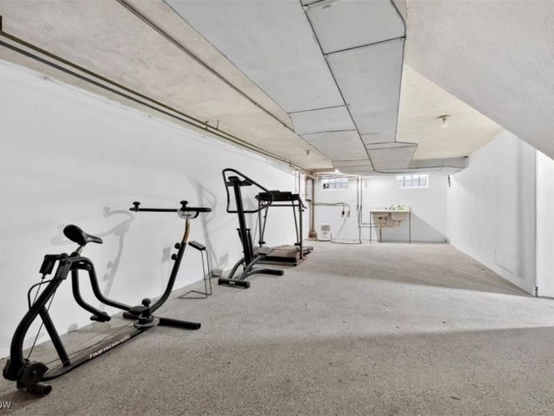 627 Greenwood Avenue, Akron, OH 44320 Photo 29