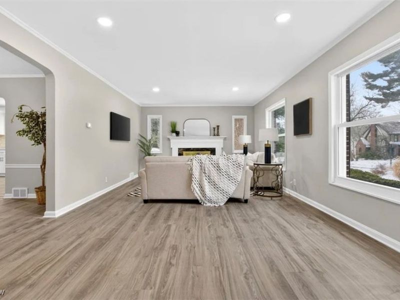 627 Greenwood Avenue, Akron, OH 44320 Photo 5